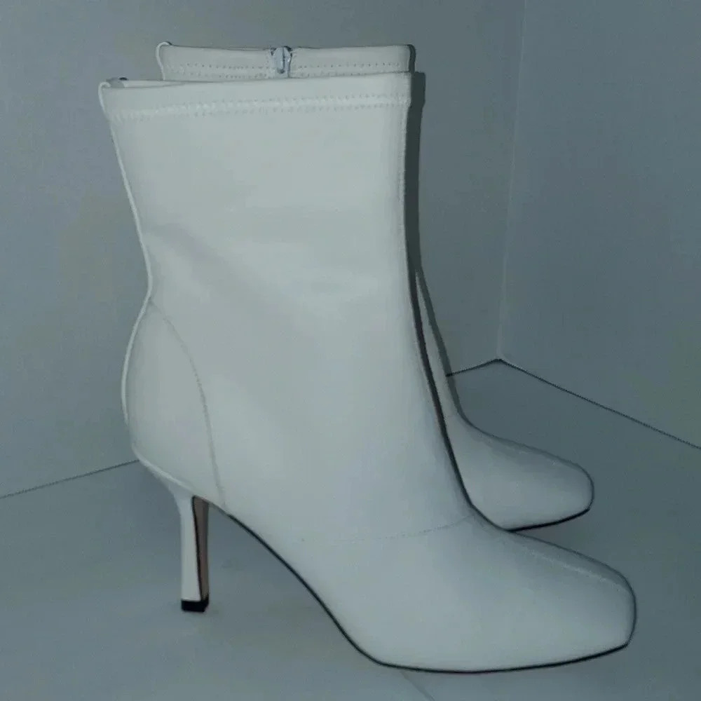 Dove Jewel Ankle Boots Size 9.5 NWOT - Picture 2 of 12